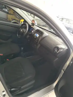 RENAULT-KWID-2024