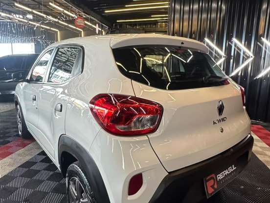 RENAULT-KWID-1.0 12V SCE FLEX ZEN MANUAL RENAULT-KWID-2023