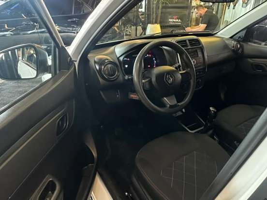RENAULT-KWID-1.0 12V SCE FLEX ZEN MANUAL RENAULT-KWID-2023