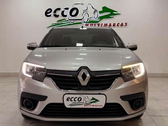 RENAULT-LOGAN-2020