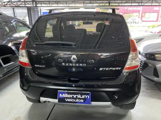 RENAULT-SANDERO-1.6 STEPWAY 8V FLEX 4P MANUAL RENAULT-SANDERO-2013