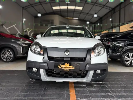 RENAULT SANDERO 1.6 STEPWAY 8V FLEX 4P MANUAL