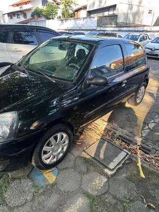 RENAULT-CLIO-2011