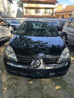 RENAULT-CLIO-2011