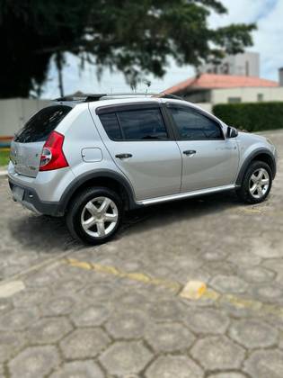 RENAULT SANDERO 1.6 STEPWAY 16V FLEX 4P MANUAL