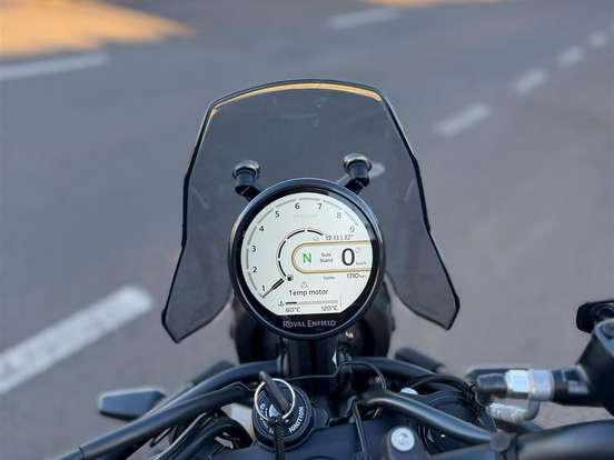 ROYAL ENFIELD-HIMALAYAN 450 MANA BLACK ROYAL ENFIELD-HIMALAYAN 450 MANA BLACK-2026