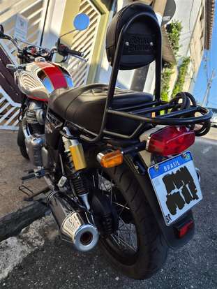 ROYAL ENFIELD-INTERCEPTOR-2023