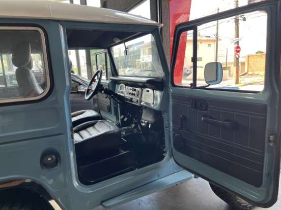 TOYOTA-BANDEIRANTE-4.0 OJ50LV 4X4 TETO RIGIDO DIESEL 2P MANUAL TOYOTA-BANDEIRANTE-1990