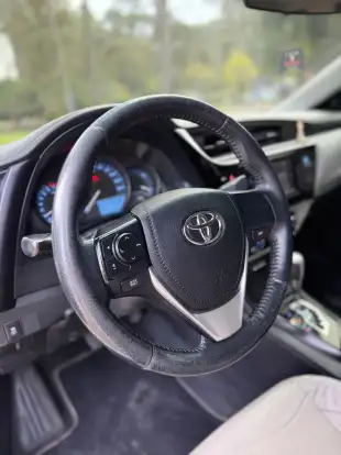 TOYOTA-COROLLA-2017