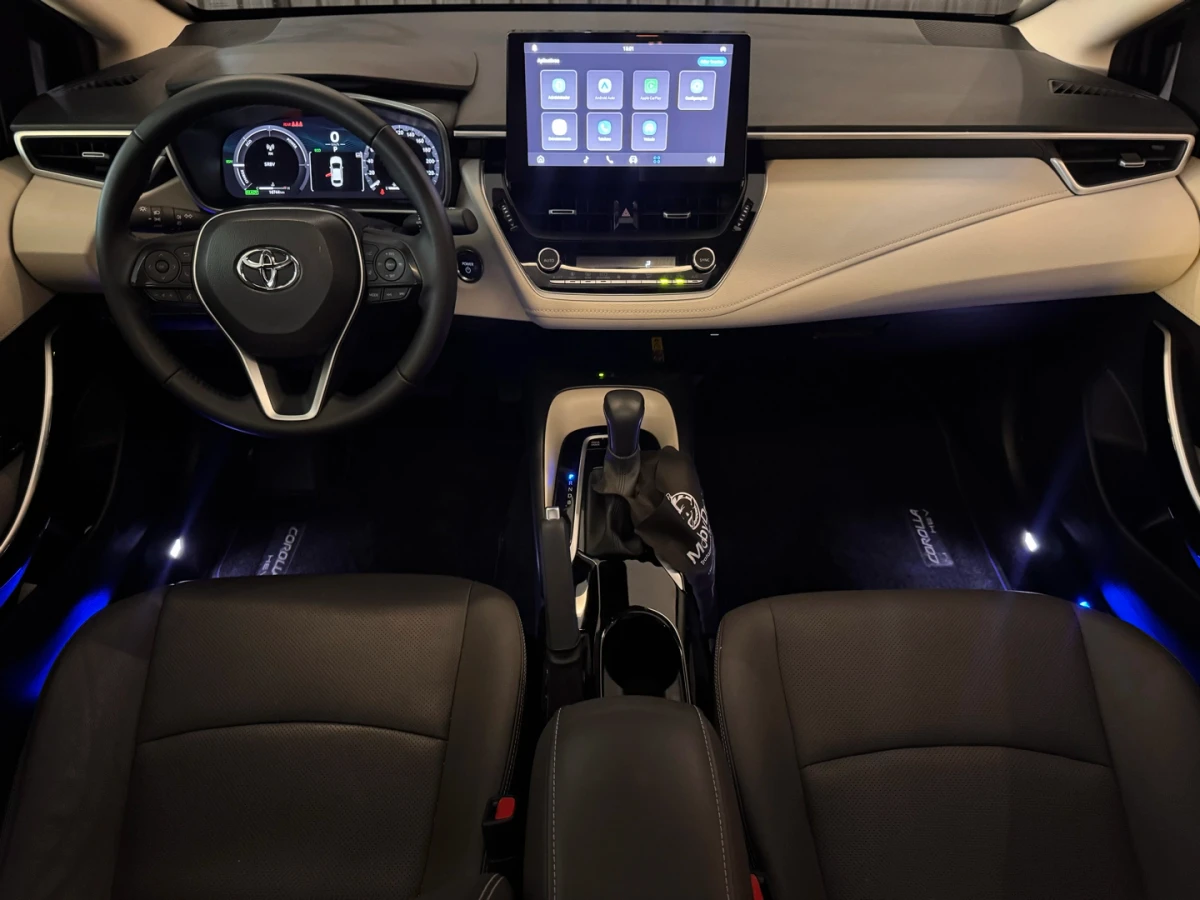 Toyota Corolla — foto 12