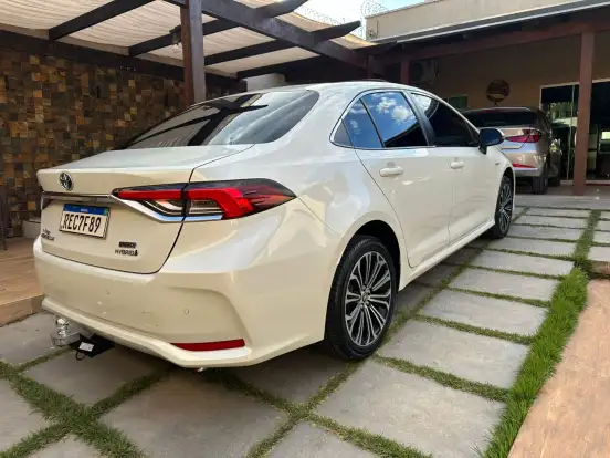 TOYOTA-COROLLA-2020