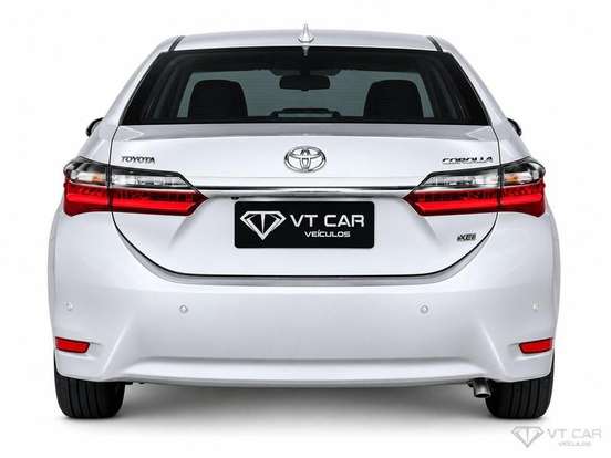 TOYOTA-COROLLA-2018
