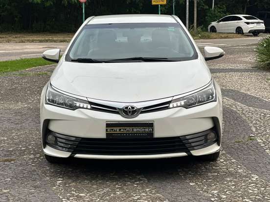 TOYOTA-COROLLA-2017