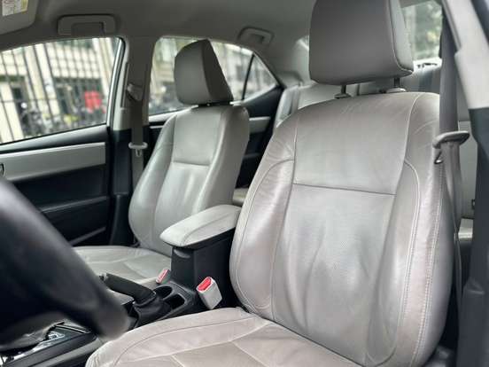 TOYOTA-COROLLA-2017