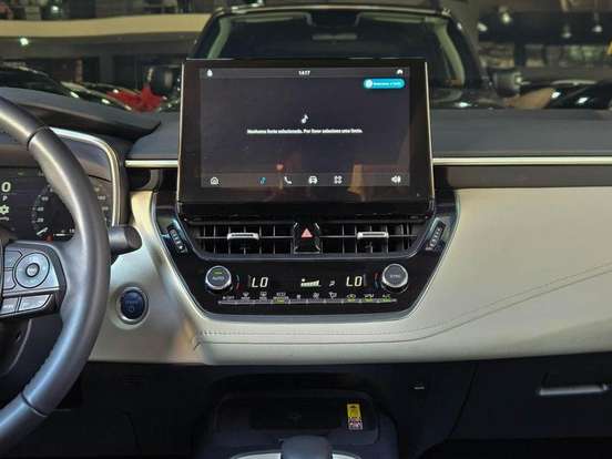 TOYOTA-COROLLA-2025