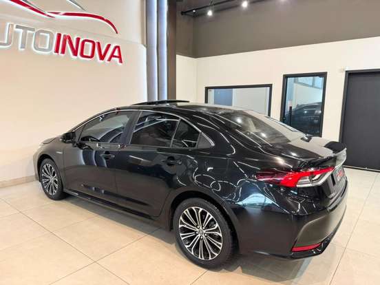 TOYOTA-COROLLA-2021
