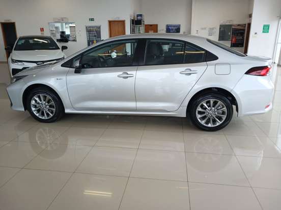 TOYOTA-COROLLA-2025