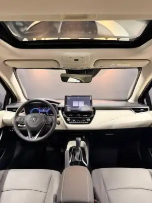 TOYOTA-COROLLA-2025