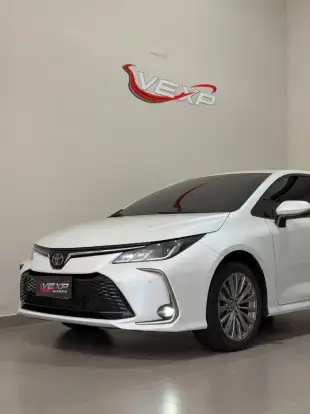 TOYOTA-COROLLA-2023