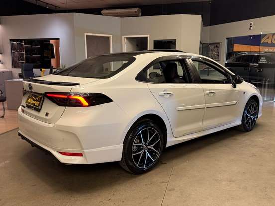 TOYOTA-COROLLA-2026