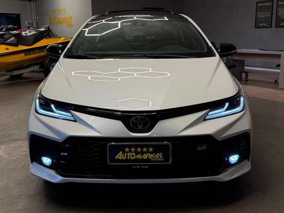 TOYOTA-COROLLA-2026