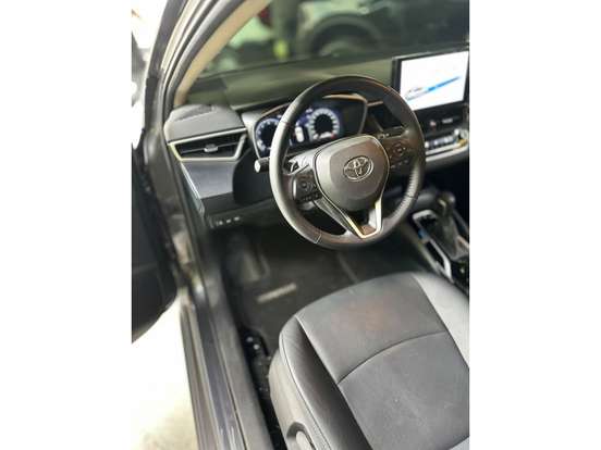 TOYOTA-COROLLA-2025