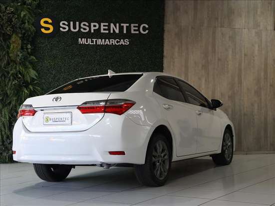 TOYOTA-COROLLA-2018