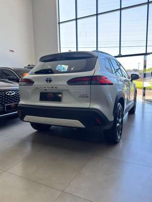 TOYOTA-COROLLA CROSS-2023