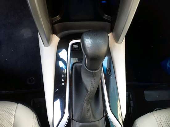 TOYOTA-COROLLA CROSS-2021