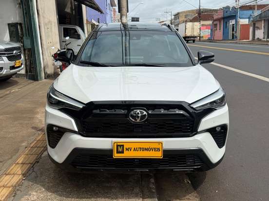 TOYOTA-COROLLA CROSS-2023
