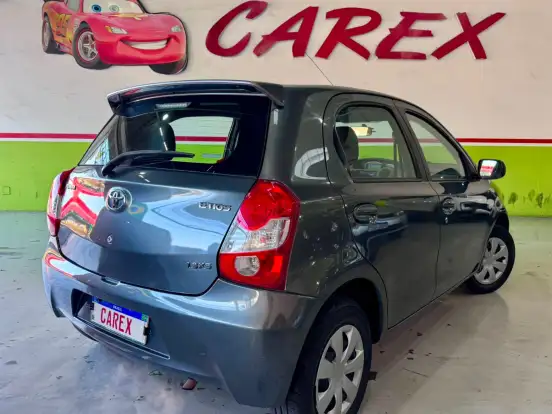 TOYOTA-ETIOS-1.3 XS 16V FLEX 4P MANUAL TOYOTA-ETIOS-2013