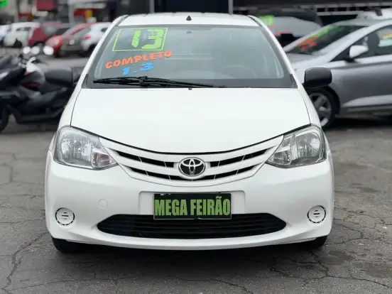 TOYOTA-ETIOS-1.3 XS 16V FLEX 4P MANUAL TOYOTA-ETIOS-2012