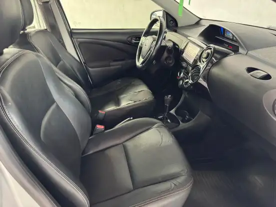 TOYOTA-ETIOS-2018