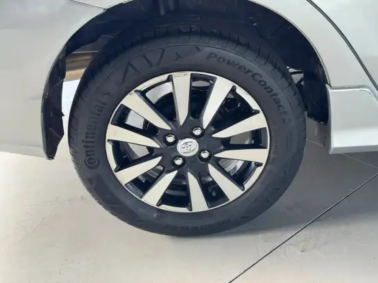 TOYOTA-ETIOS-2018
