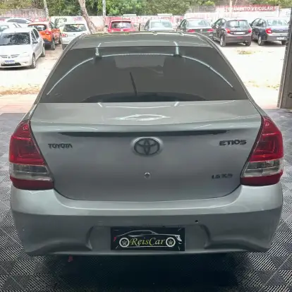 TOYOTA-ETIOS-1.5 XS SEDAN 16V FLEX 4P MANUAL TOYOTA-ETIOS-2017