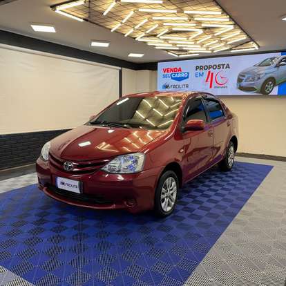 TOYOTA-ETIOS-2013