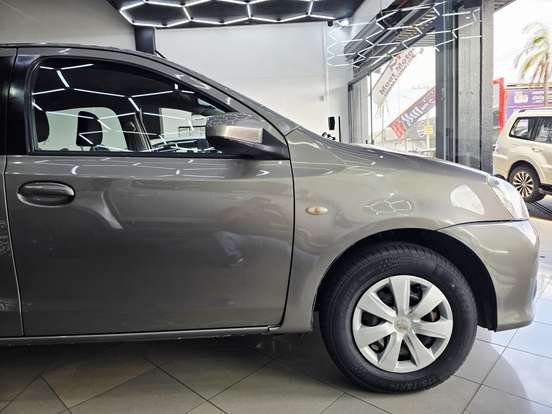 TOYOTA-ETIOS-1.5 XS 16V FLEX 4P MANUAL TOYOTA-ETIOS-2017
