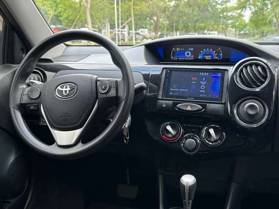 TOYOTA-ETIOS-1.5 XS SEDAN 16V FLEX 4P AUTOMÁTICO TOYOTA-ETIOS-2017