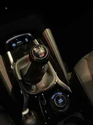TOYOTA-GR COROLLA-2024