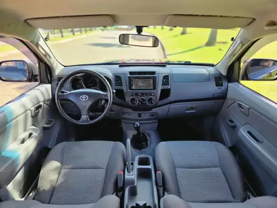 TOYOTA-HILUX-2008