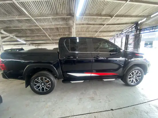 TOYOTA-HILUX-2020