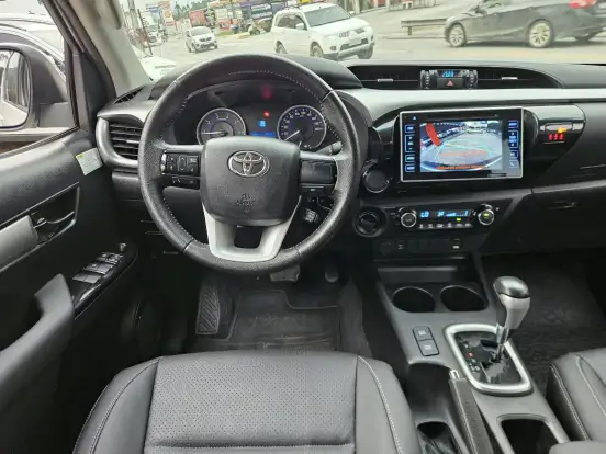 TOYOTA-HILUX-2.8 SR 4X4 CD 16V DIESEL 4P AUTOMÁTICO TOYOTA-HILUX-2018