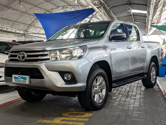 TOYOTA-HILUX-2.8 SRV 4X4 CD 16V DIESEL 4P AUTOMÁTICO TOYOTA-HILUX-2017
