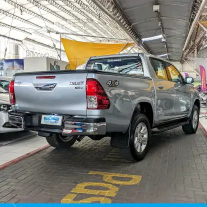 TOYOTA-HILUX-2017