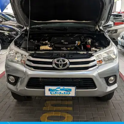 TOYOTA-HILUX-2017
