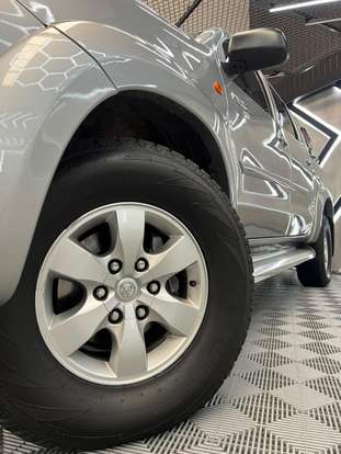 TOYOTA-HILUX-2.7 SR 4X2 CD 16V FLEX 4P AUTOMÁTICO TOYOTA-HILUX-2014