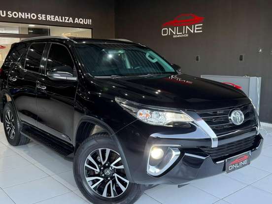 TOYOTA-HILUX-2.7 SR 4X2 CD 16V FLEX 4P AUTOMÁTICO TOYOTA-HILUX-2018