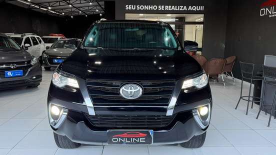 TOYOTA-HILUX-2.7 SR 4X2 CD 16V FLEX 4P AUTOMÁTICO TOYOTA-HILUX-2018