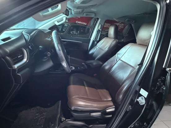 TOYOTA-HILUX-2.7 SR 4X2 CD 16V FLEX 4P AUTOMÁTICO TOYOTA-HILUX-2018
