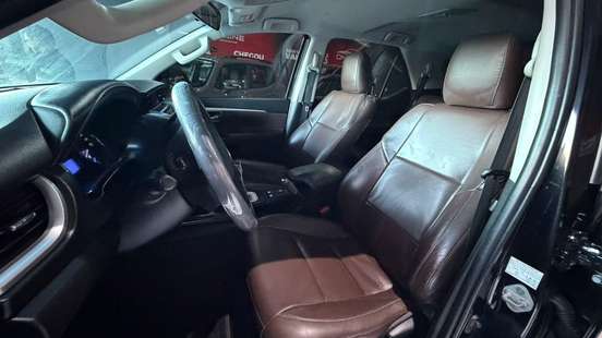 TOYOTA-HILUX-2018